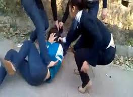 bao luc hoc duong.jpg