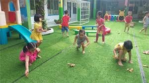 giao duc_be nhat la ngoai san truong.jpg